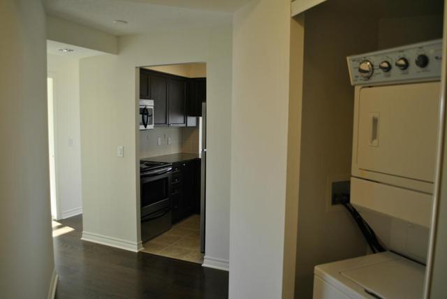 311 - 2379 Central Park Dr, Condo with 2 bedrooms, 2 bathrooms and null parking in Oakville ON | Image 7