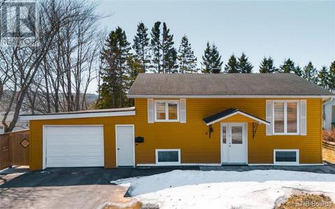 4 Dube Street, House detached with 3 bedrooms, 2 bathrooms and null parking in Edmundston NB | Card Image
