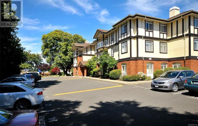 308 - 2045 Carrick St, Condo with 2 bedrooms, 2 bathrooms and null parking in Oak Bay BC | Image 21