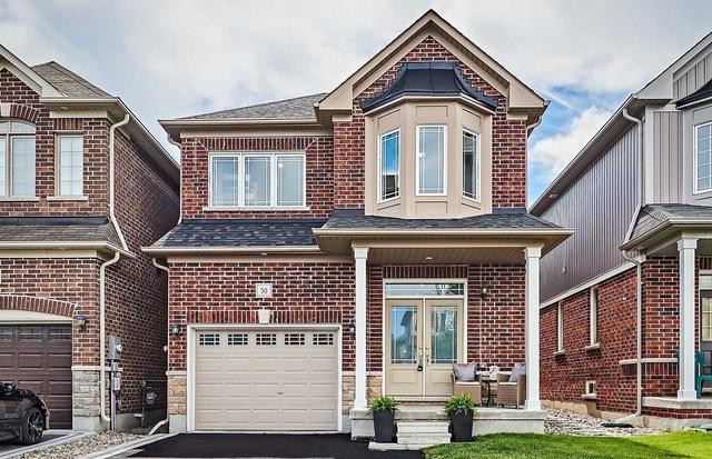 50 Arthur Trewin St, House detached with 3 bedrooms, 3 bathrooms and 5 parking in Clarington ON | Image 1