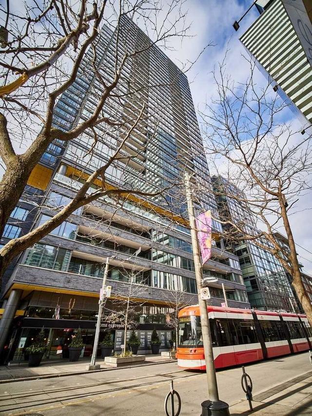 510 - 8 Charlotte St, Condo with 1 bedrooms, 1 bathrooms and 1 parking in Toronto ON | Image 16