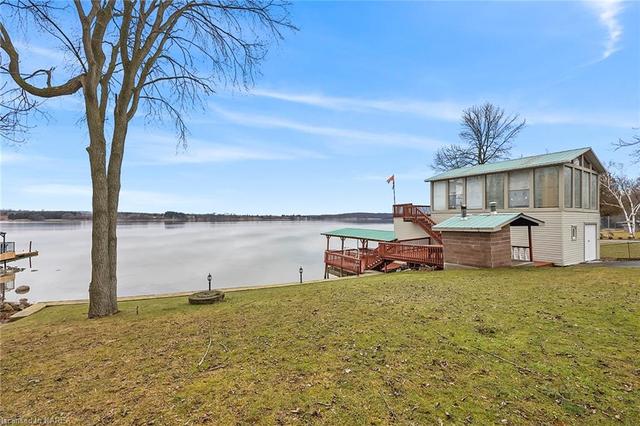 1 Leavis Shores, House detached with 2 bedrooms, 3 bathrooms and 6 parking in Frontenac Islands ON | Image 48