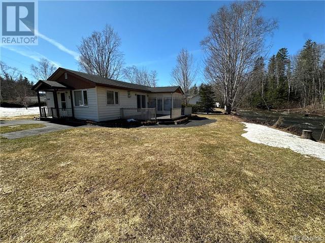 2060 Millstream, House detached with 3 bedrooms, 1 bathrooms and null parking in Beresford P NB | Image 25