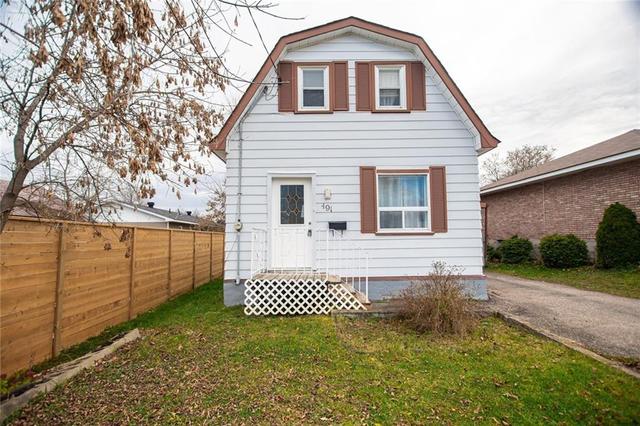 491 Horace Street, House detached with 2 bedrooms, 1 bathrooms and 3 parking in Pembroke ON | Card Image