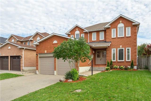 104 Waterside Cres, House detached with 4 bedrooms, 4 bathrooms and 4 parking in Vaughan ON | Image 2