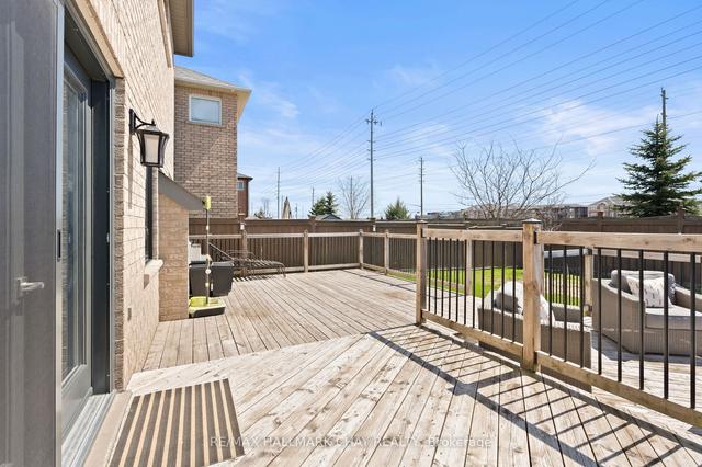120 Sun King Cres, House detached with 4 bedrooms, 3 bathrooms and 4 parking in Barrie ON | Image 19