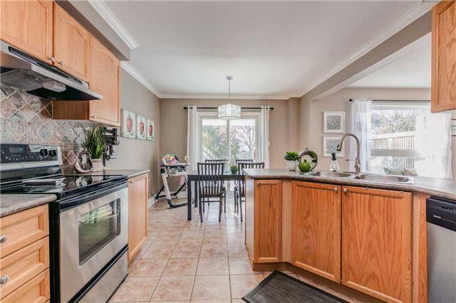81 Tunney Pl, House detached with 3 bedrooms, 3 bathrooms and 2 parking in Whitby ON | Image 8