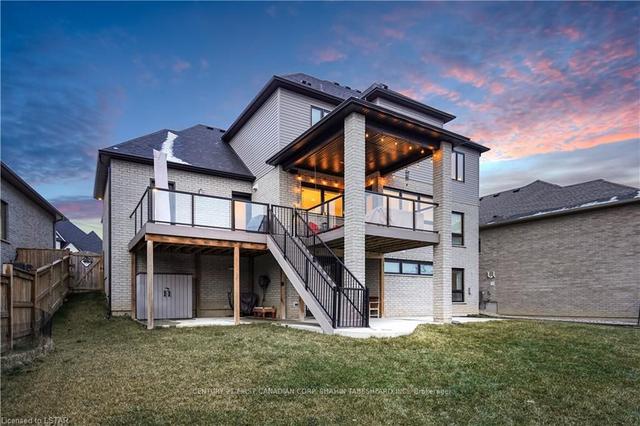 7427 Silver Creek Cres, House detached with 4 bedrooms, 3 bathrooms and 5 parking in London ON | Image 31