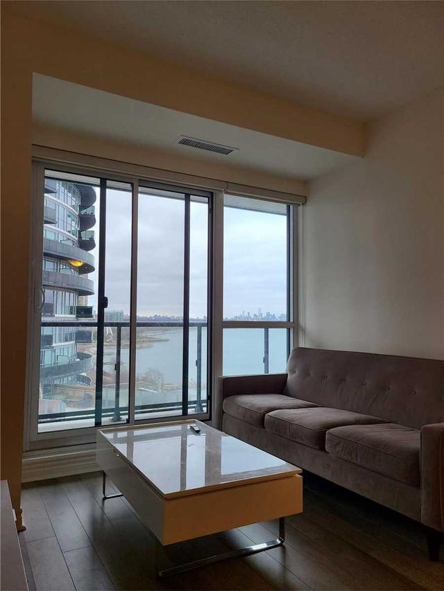 914 - 39 Annie Craig Dr, Condo with 2 bedrooms, 2 bathrooms and 1 parking in Toronto ON | Image 8
