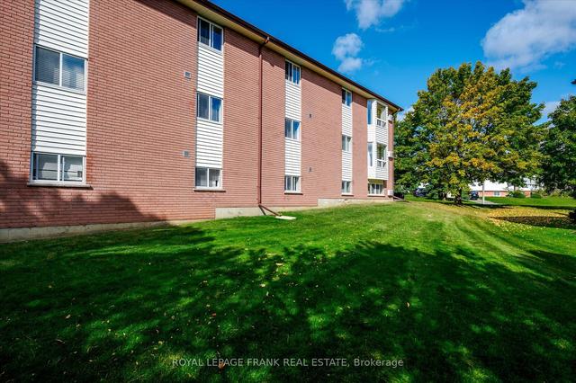 302 - 2020 Mapleridge Dr, Condo with 2 bedrooms, 2 bathrooms and 1 parking in Peterborough ON | Image 17