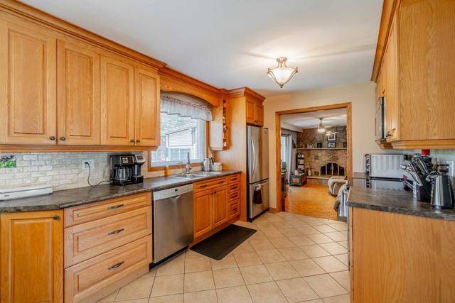 863 Ferndale St, House detached with 3 bedrooms, 3 bathrooms and 6 parking in Oshawa ON | Image 31
