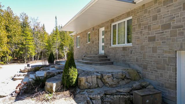 114 Pike St, House detached with 2 bedrooms, 2 bathrooms and 10 parking in Northern Bruce Peninsula ON | Image 23