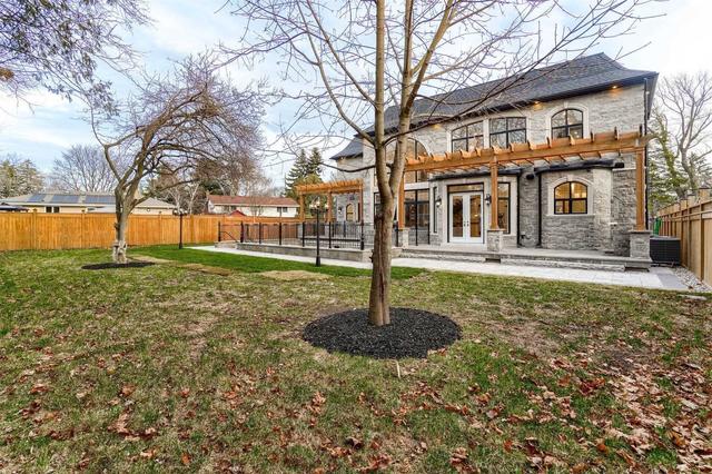 2115 Rebecca St, House detached with 4 bedrooms, 6 bathrooms and 10 parking in Oakville ON | Image 21