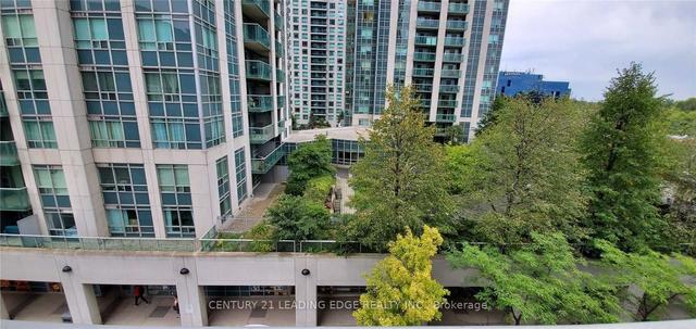 lph16 - 19 Avondale Ave, Condo with 0 bedrooms, 1 bathrooms and 0 parking in Toronto ON | Image 3
