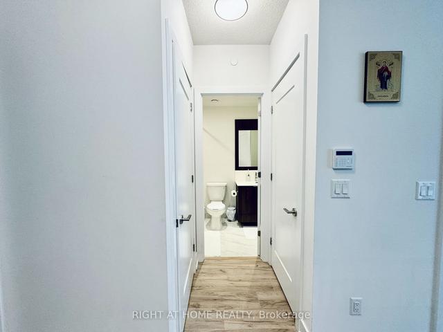 355 - 25 Adra Grado Way, Condo with 2 bedrooms, 2 bathrooms and 0 parking in Toronto ON | Image 6