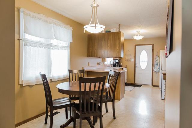 9614 74 Avenue, House detached with 3 bedrooms, 2 bathrooms and 3 parking in Grande Prairie AB | Image 13