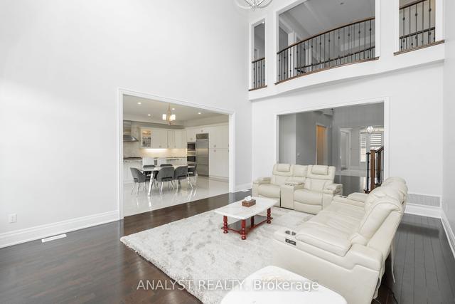 95 Sarracini Cres, House detached with 4 bedrooms, 7 bathrooms and 9 parking in Vaughan ON | Image 7
