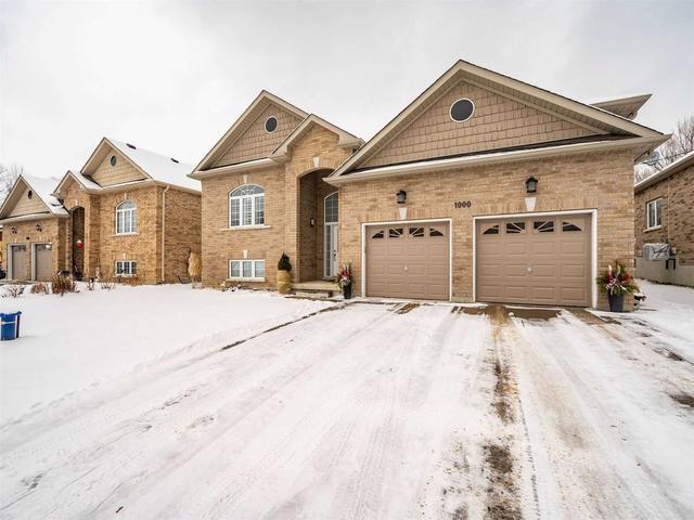 1000 Cameron St, House detached with 3 bedrooms, 2 bathrooms and 6 parking in Innisfil ON | Image 34
