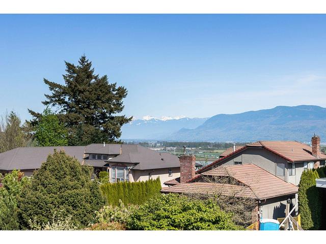 36071 Southridge Place, House detached with 4 bedrooms, 3 bathrooms and 6 parking in Abbotsford BC | Image 24