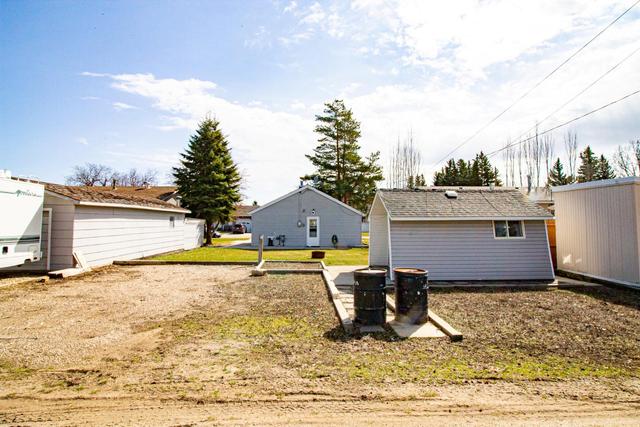 4914 47 Street, House detached with 3 bedrooms, 1 bathrooms and 2 parking in Killam AB | Image 10