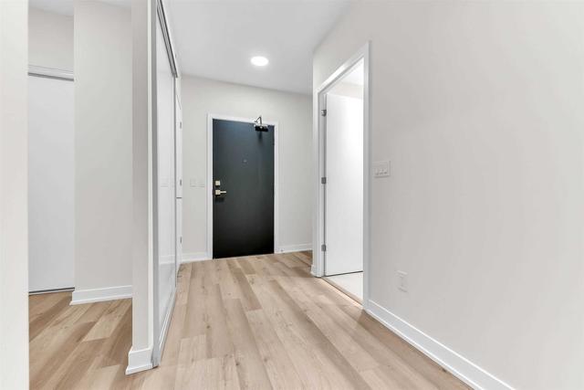 403 - 840 St. Clair Ave W, Condo with 2 bedrooms, 2 bathrooms and 0 parking in Toronto ON | Image 7