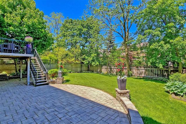 166 Valley Rd, House detached with 4 bedrooms, 4 bathrooms and 4 parking in Toronto ON | Image 17