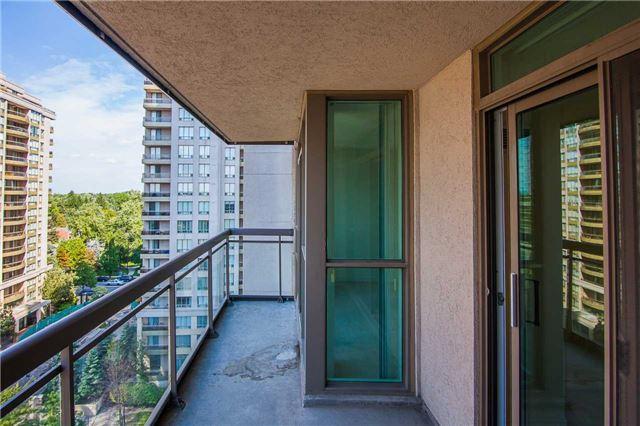 1001 - 18 Parkview Ave, Condo with 1 bedrooms, 1 bathrooms and null parking in Toronto ON | Image 11