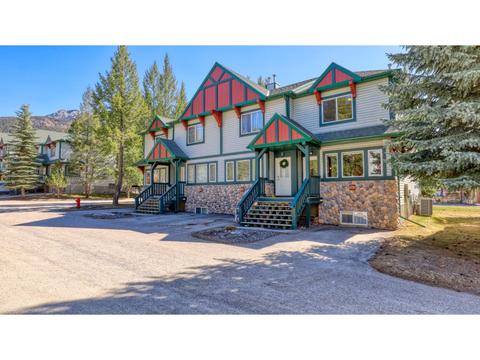 126 - 4835 Radium Boulevard, House attached with 3 bedrooms, 3 bathrooms and 1 parking in Radium Hot Springs BC | Card Image