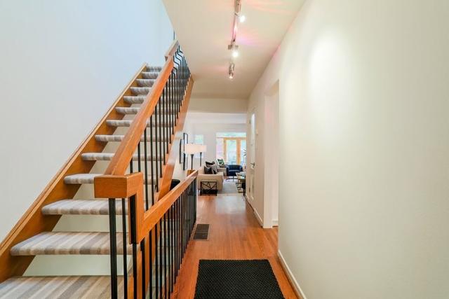 354 Merton St, House detached with 3 bedrooms, 3 bathrooms and 3 parking in Toronto ON | Image 23