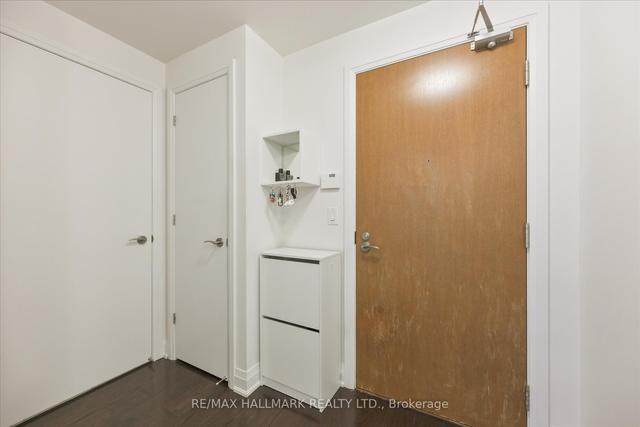 421 - 21 Clairtrell Rd N, Condo with 2 bedrooms, 2 bathrooms and 1 parking in Toronto ON | Image 36