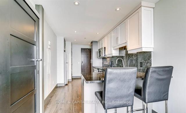 s1404 - 330 Phillip St, Condo with 2 bedrooms, 1 bathrooms and 1 parking in Waterloo ON | Image 6