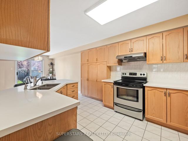 82 Halterwood Circ, House detached with 4 bedrooms, 3 bathrooms and 4 parking in Markham ON | Image 27