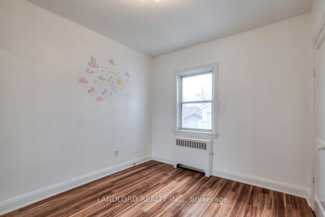 65 Manitoba St, House semidetached with 2 bedrooms, 2 bathrooms and 2 parking in Toronto ON | Image 4