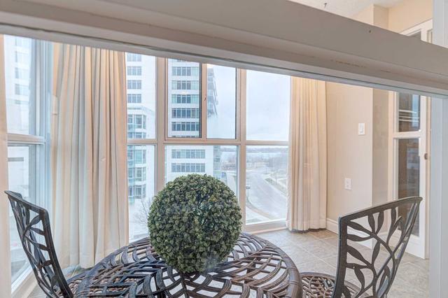 402 - 3 Marine Parade Dr, Condo with 2 bedrooms, 2 bathrooms and 1 parking in Toronto ON | Image 7