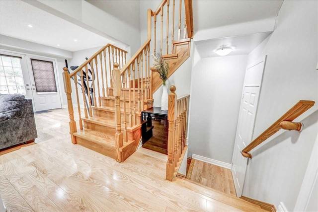 14 Snowgoose Terr, House attached with 3 bedrooms, 2 bathrooms and 2 parking in Toronto ON | Image 24