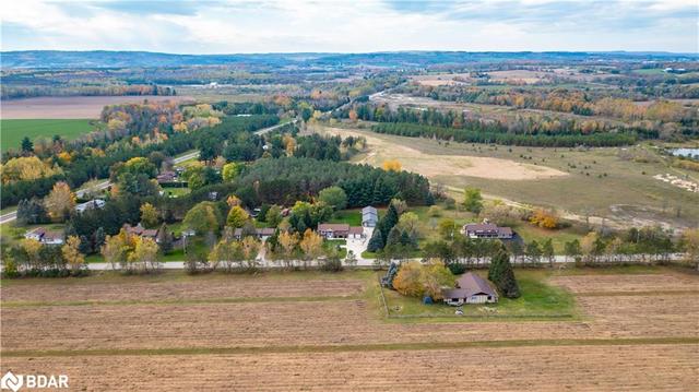 2838 3/4 Sunnidale Sideroad, House detached with 4 bedrooms, 2 bathrooms and 12 parking in Clearview ON | Image 24