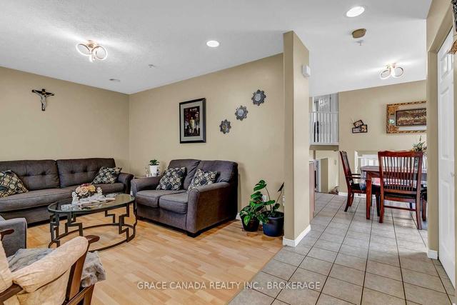4006 Maple Leaf Cres, House detached with 3 bedrooms, 2 bathrooms and 3 parking in Windsor ON | Image 26