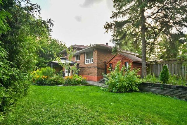 28 Catherwood Crt, House detached with 3 bedrooms, 4 bathrooms and 4 parking in Toronto ON | Image 20