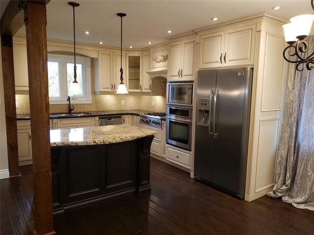 257 Savoy Cres, House detached with 3 bedrooms, 3 bathrooms and 4 parking in Oakville ON | Image 32