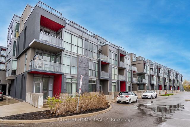 c221 - 5260 Dundas St, Condo with 3 bedrooms, 3 bathrooms and 1 parking in Burlington ON | Image 1