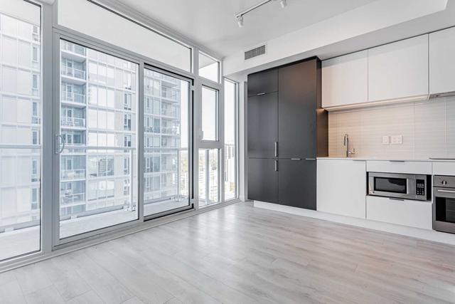 1402 - 33 Helendale Ave, Condo with 1 bedrooms, 1 bathrooms and 0 parking in Toronto ON | Image 10