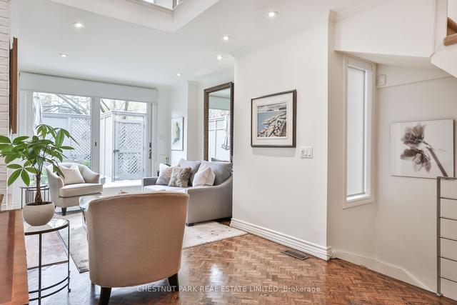 70 Alcorn Ave, House attached with 3 bedrooms, 4 bathrooms and 2 parking in Toronto ON | Image 5