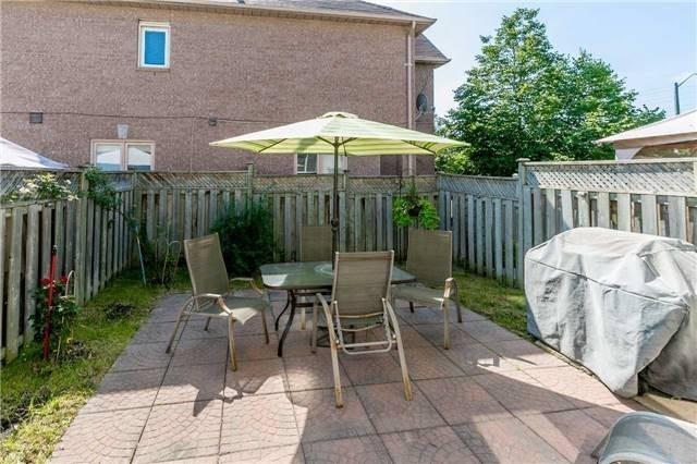 102 Goldenlight Circ, Condo with 3 bedrooms, 3 bathrooms and 3 parking in Brampton ON | Image 13