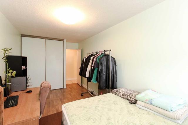 1001 - 10 Tangreen Crt, Condo with 3 bedrooms, 2 bathrooms and 2 parking in Toronto ON | Image 14