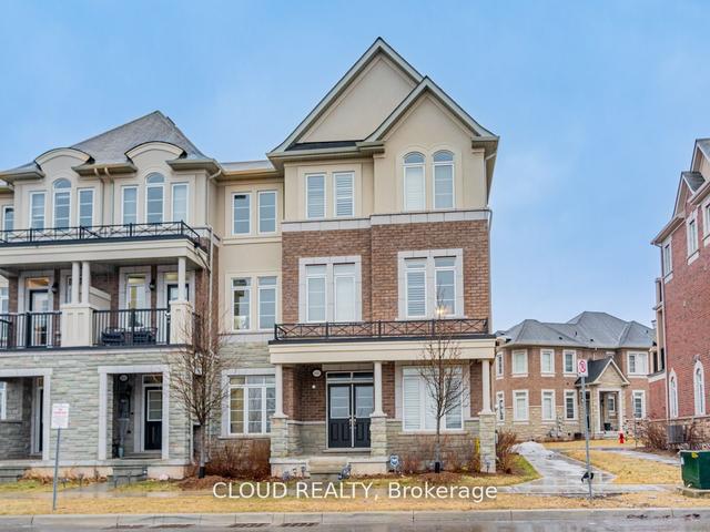 3032 George Savage Ave, House attached with 3 bedrooms, 4 bathrooms and 2 parking in Oakville ON | Image 1