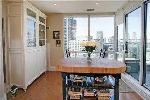 lph3 - 300 Bloor St E, Condo with 2 bedrooms, 3 bathrooms and 2 parking in Toronto ON | Image 9