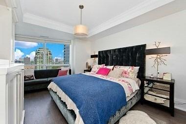 1007 - 10 Bellair St, Condo with 3 bedrooms, 3 bathrooms and 1 parking in Toronto ON | Image 13