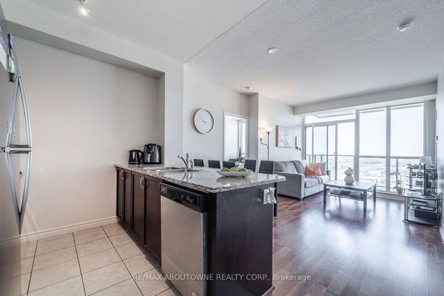 2317 - 339 Rathburn Rd W, Condo with 2 bedrooms, 2 bathrooms and 1 parking in Mississauga ON | Image 7