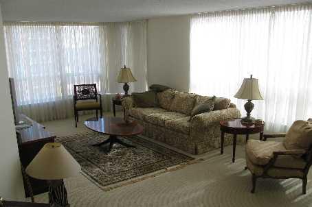 805 - 55 Elm Dr W, Condo with 1 bedrooms, 2 bathrooms and 2 parking in Mississauga ON | Image 3