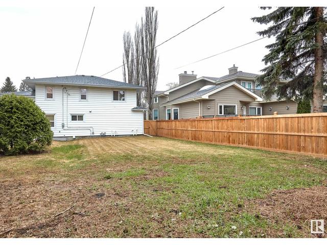 8938 Windsor Rd Nw, House detached with 5 bedrooms, 2 bathrooms and null parking in Edmonton AB | Image 45